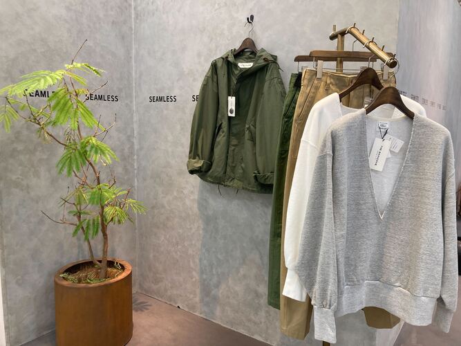 【FKDファッション通信】 Let's Enjoy Spring！！