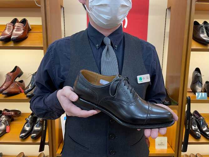 大学1年生の村山が接客のプロの技を体感する話