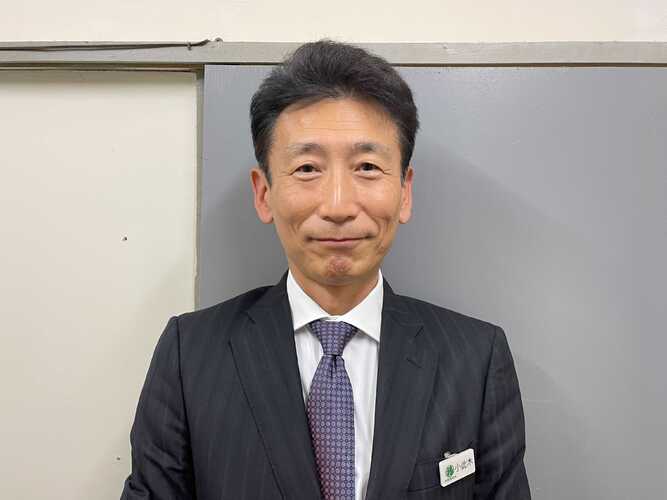 大学1年生の村山が接客のプロの技を体感する話