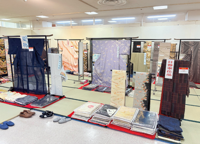 リサイクルきもの掘り出し市