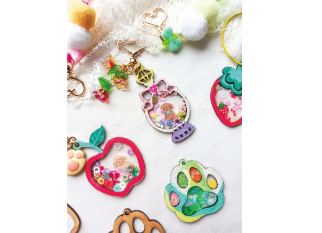 FKDハンドメイド&占いマルシェ/チョークアート展